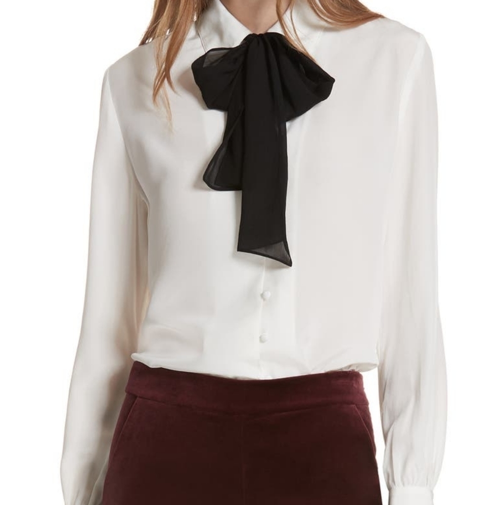 Frame bow blouse